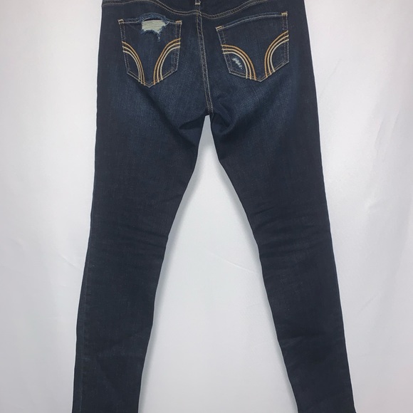 Hollister Skinny Jeans β¨ - Picture 4 of 6